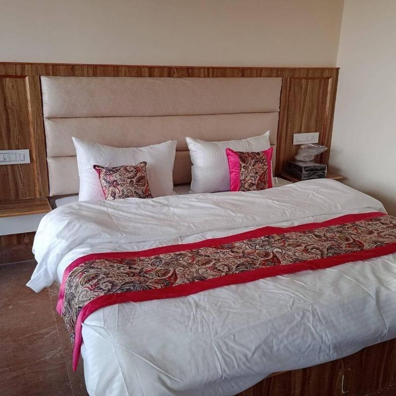 The Himalayan Odyssey And Cottages image