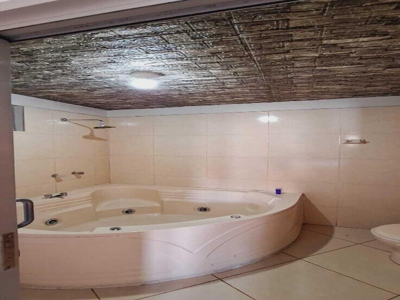 Illari Wari Ll Hotel Sauna image