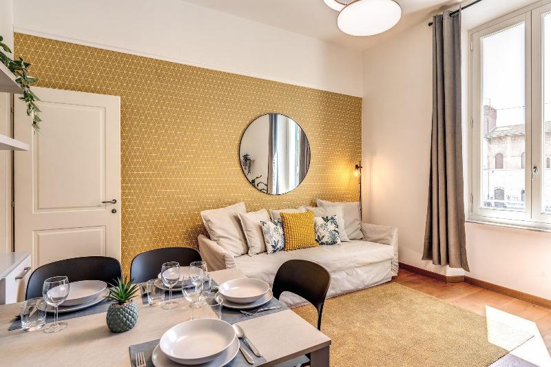 Aweshome Luxury Apartment image