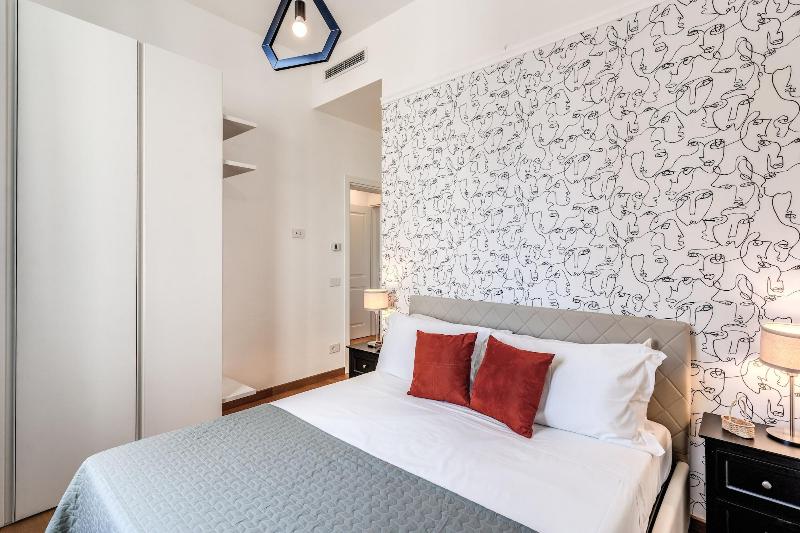 Aweshome Luxury Apartment image