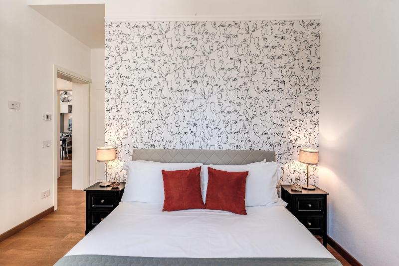 Aweshome Luxury Apartment image