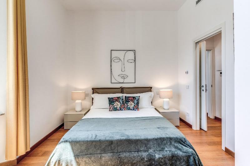 Aweshome Luxury Apartment image