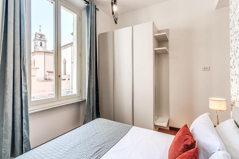 Aweshome Luxury Apartment image