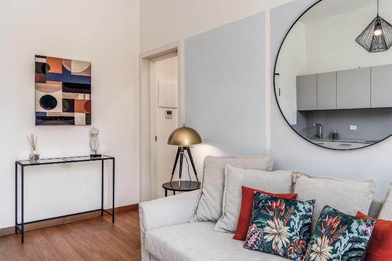 Aweshome Luxury Apartment image