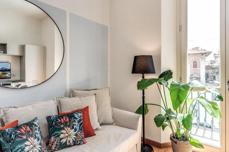 Aweshome Luxury Apartment image