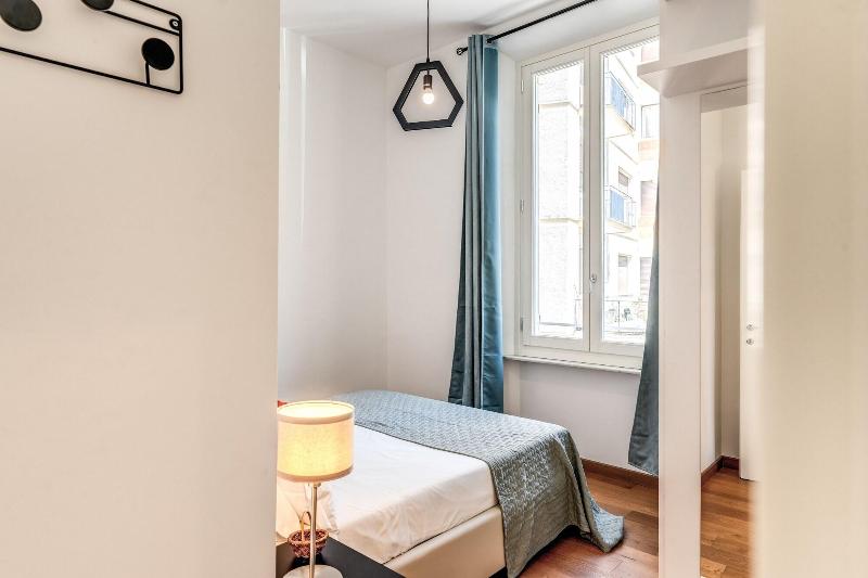 Aweshome Luxury Apartment image