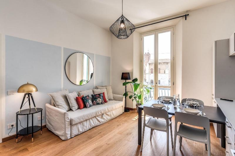 Aweshome Luxury Apartment image