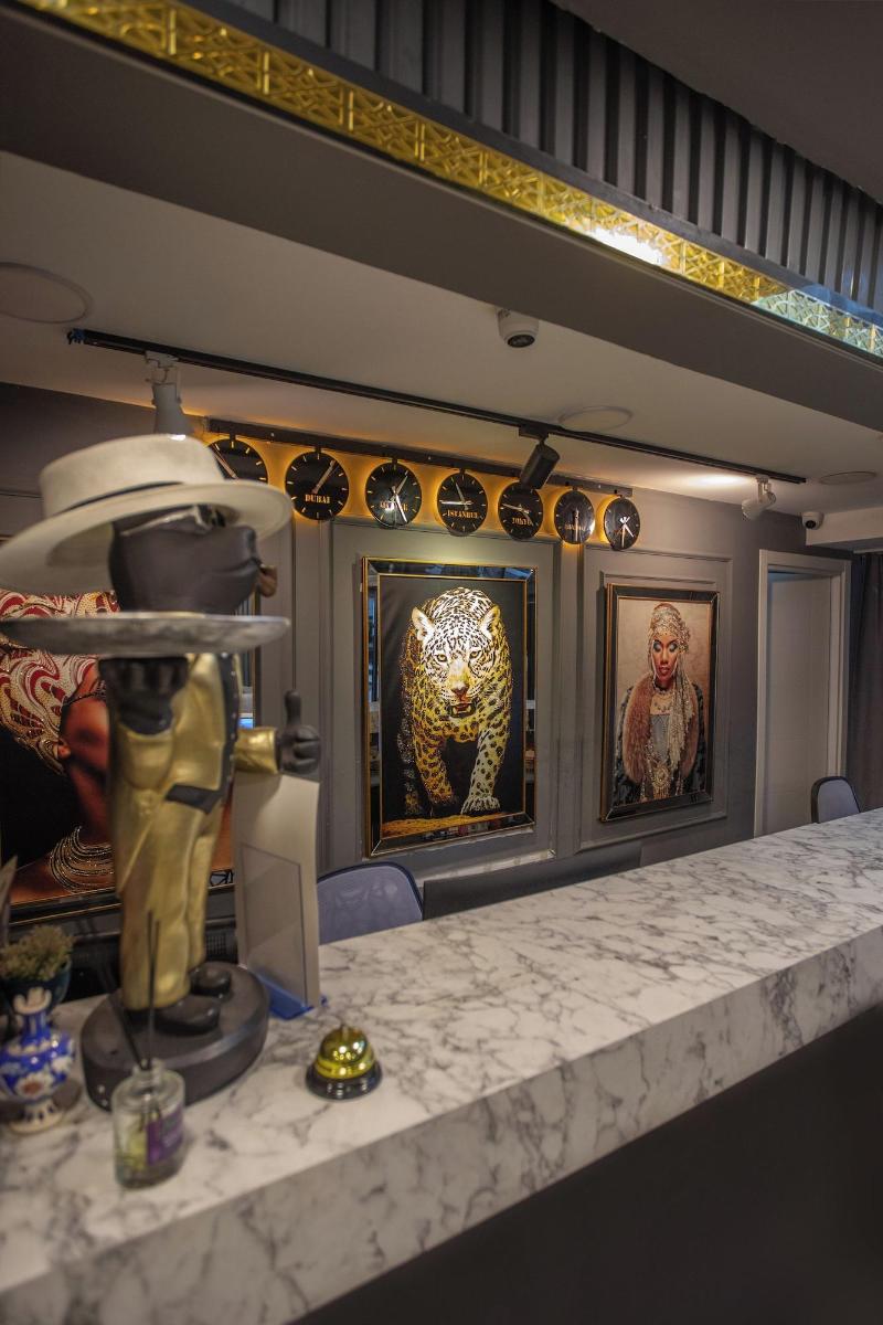 Liza Suit Hotel image