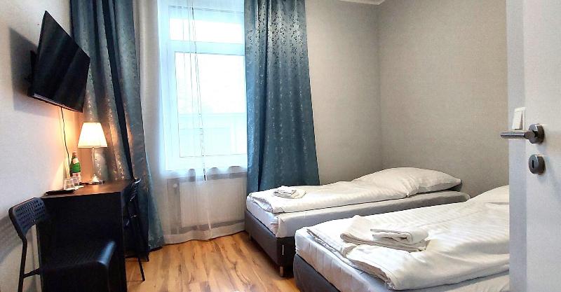 Airport Messe Hotel image