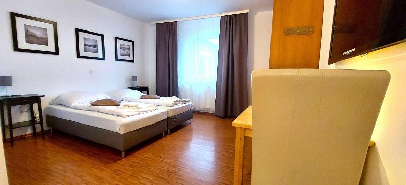 Airport Messe Hotel image