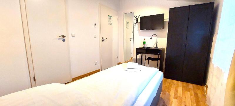 Airport Messe Hotel image