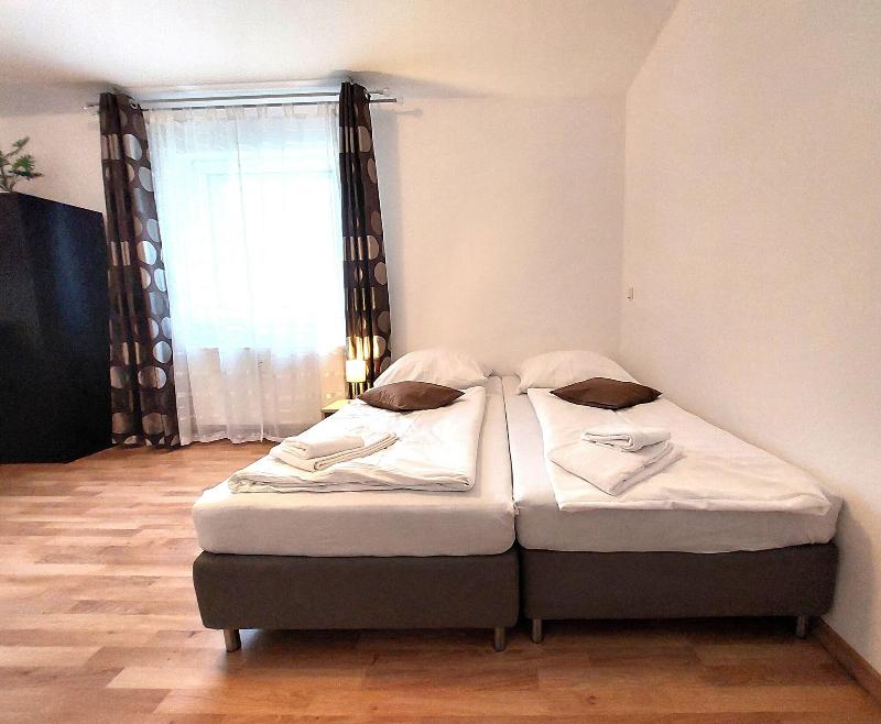 Airport Messe Hotel image
