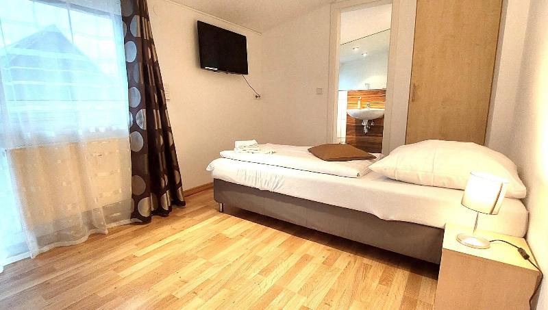 Airport Messe Hotel image