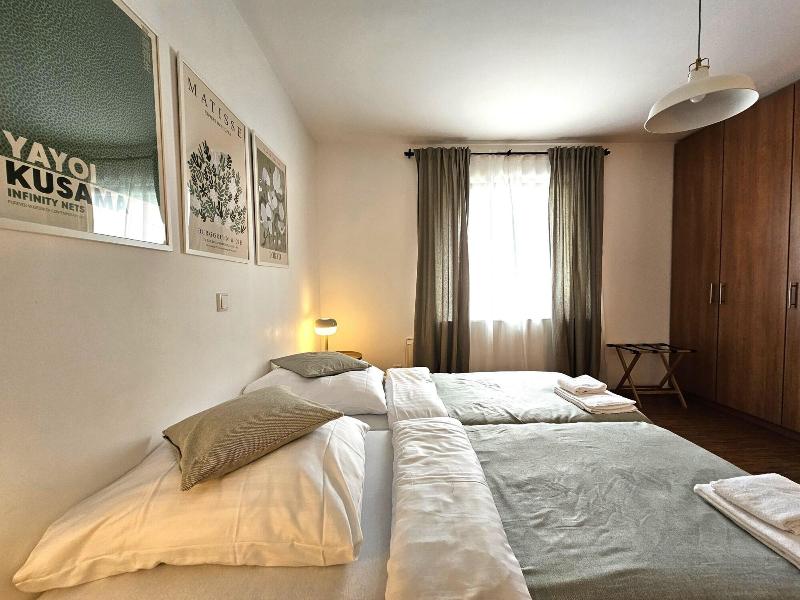 Airport Messe Hotel image
