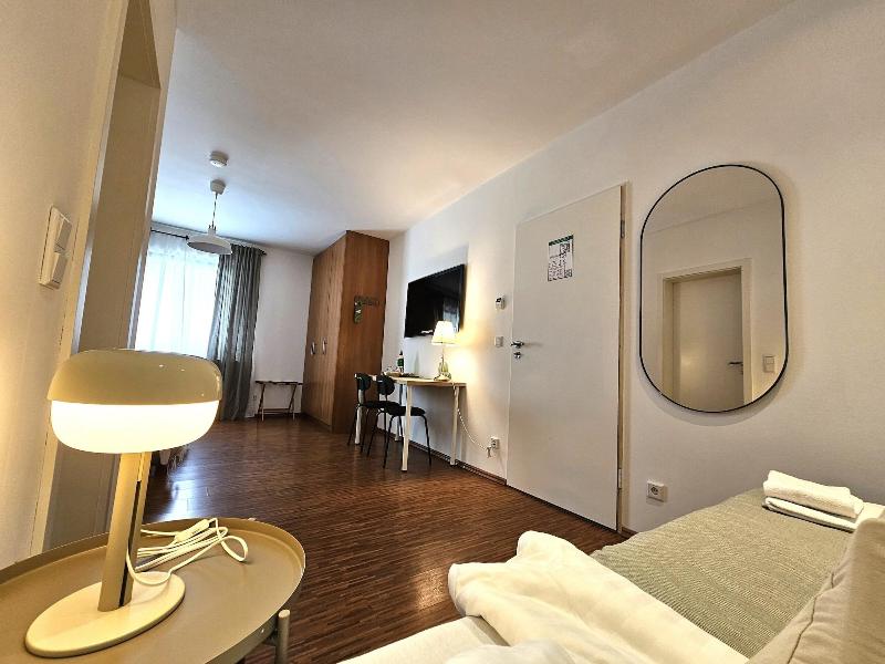 Airport Messe Hotel image