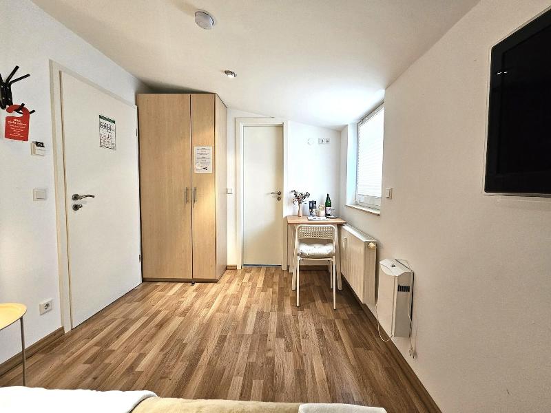 Airport Messe Hotel image