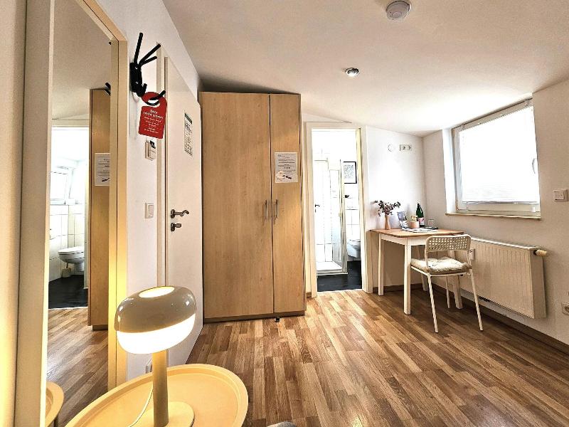 Airport Messe Hotel image