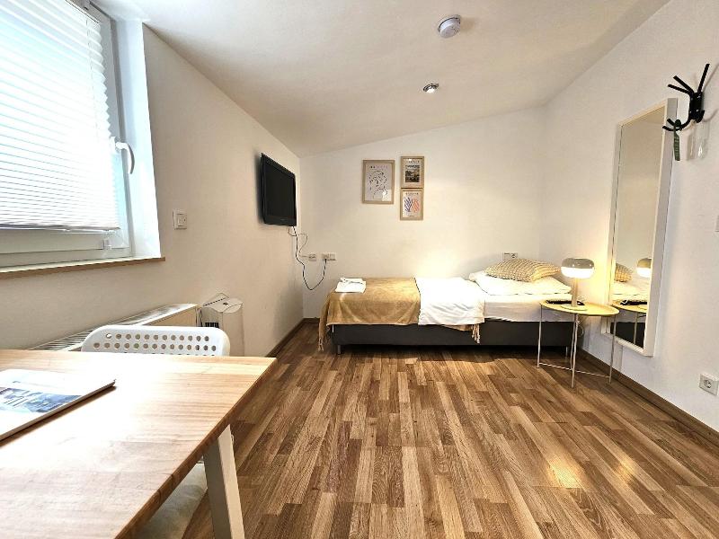 Airport Messe Hotel image