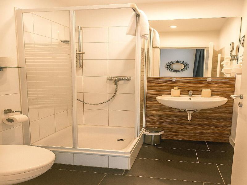 Airport Messe Hotel image