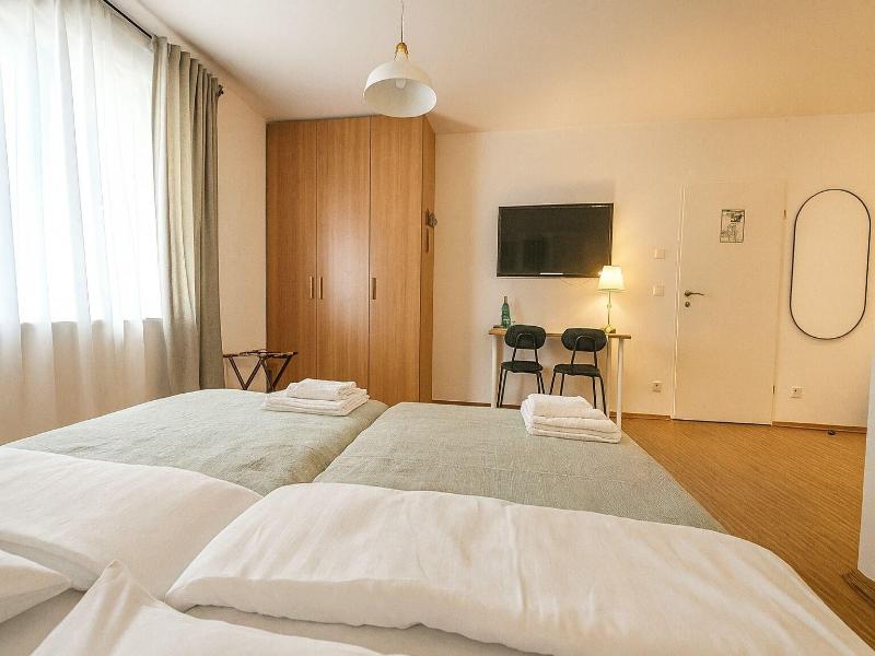 Airport Messe Hotel image
