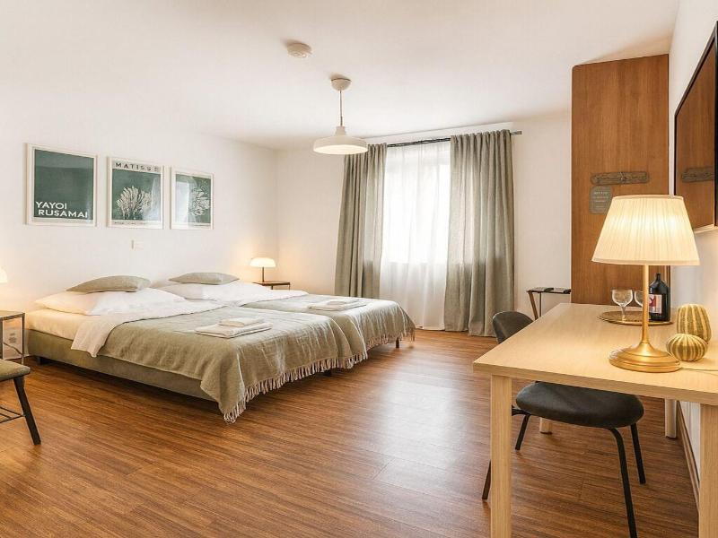 Airport Messe Hotel image