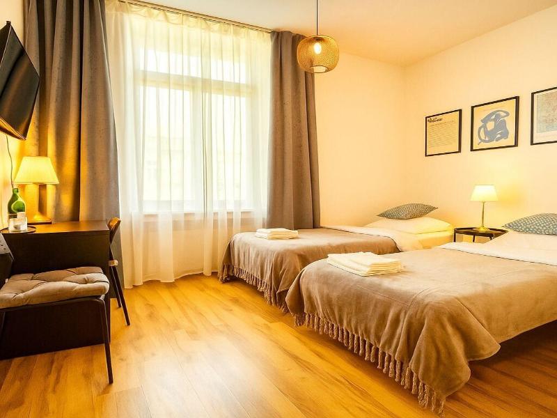 Airport Messe Hotel image
