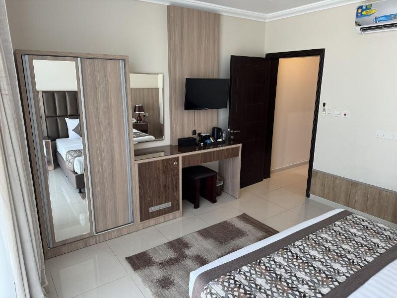 Primotel Suites Al Salamah image
