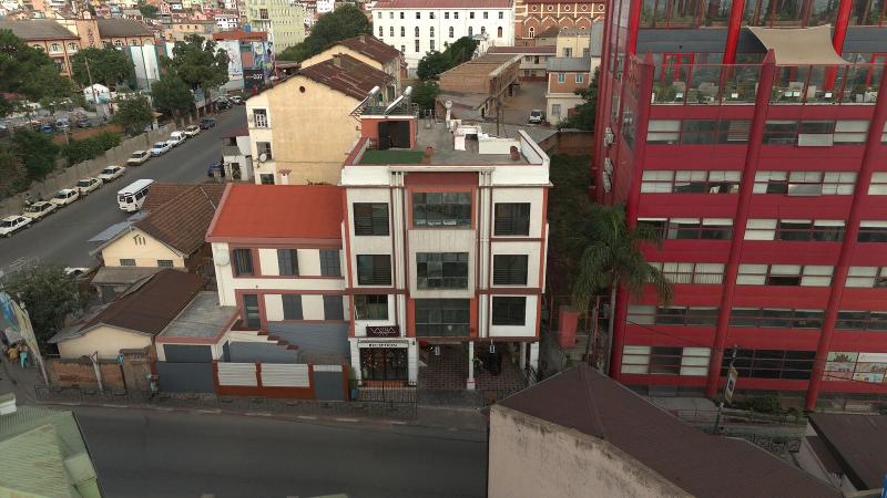 Valiha Hotel image