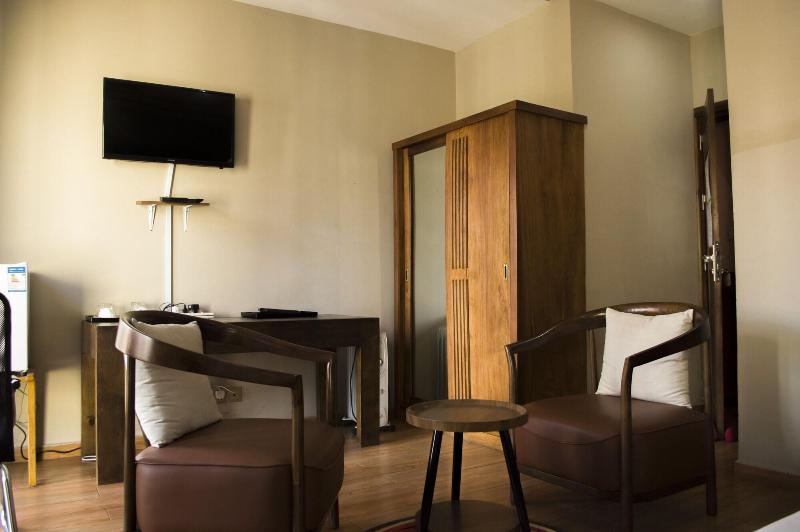 Valiha Hotel image