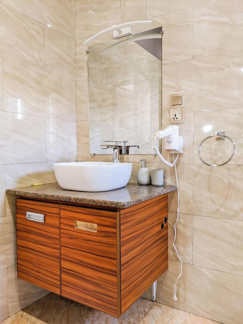 Valiha Hotel image