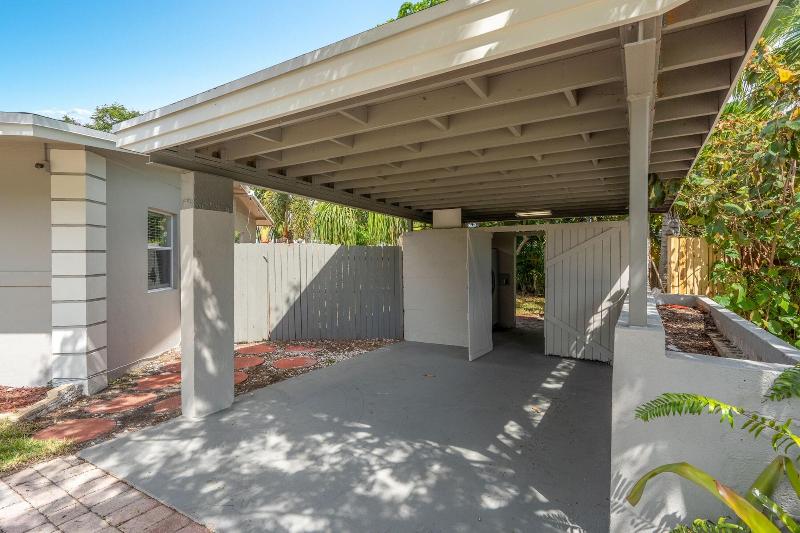 Will S Off Wilton Drive Pool Villa By Opus image