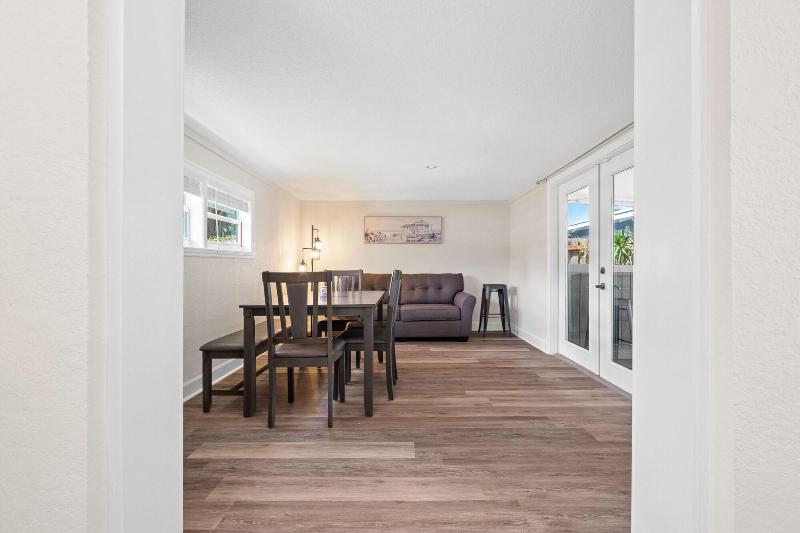 Will S Off Wilton Drive Pool Villa By Opus image