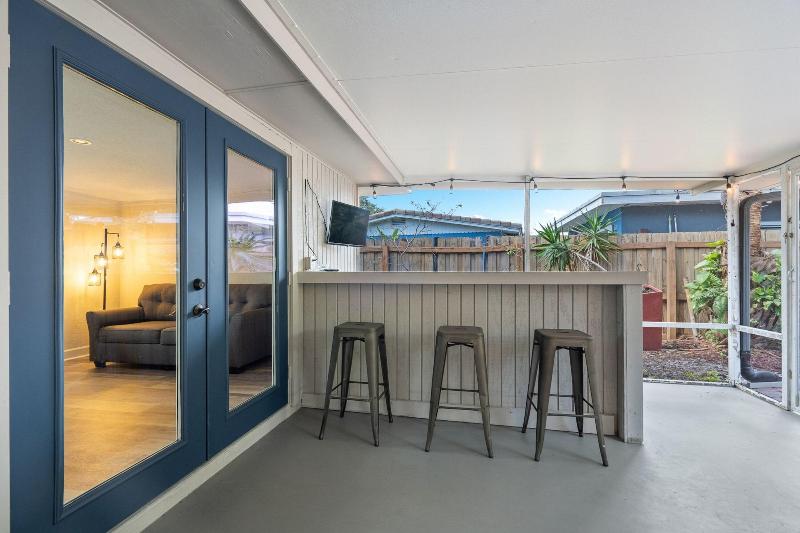Will S Off Wilton Drive Pool Villa By Opus image