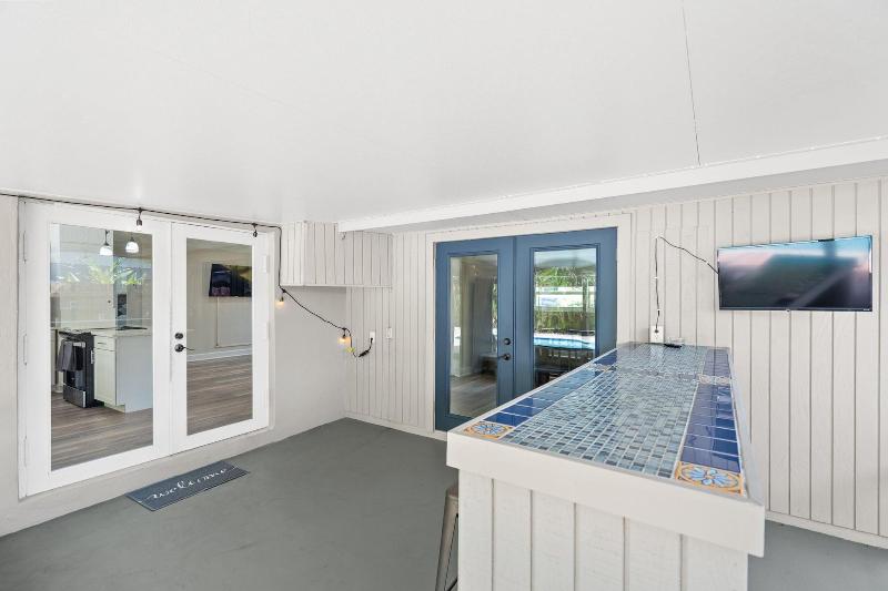 Will S Off Wilton Drive Pool Villa By Opus image