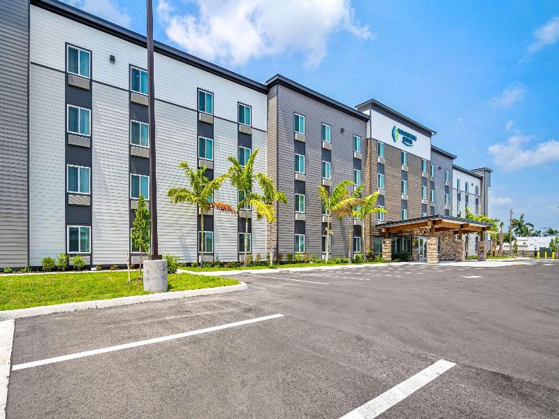 Woodspring Suites Fort Myers Cape Coral image