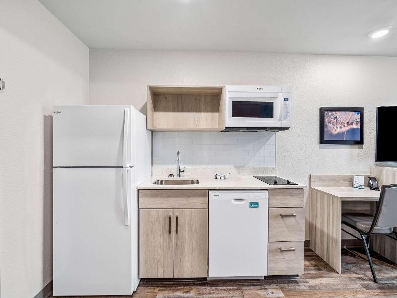 Woodspring Suites Fort Myers Cape Coral image