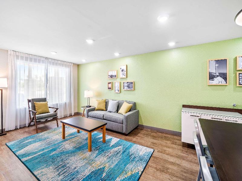 Woodspring Suites Fort Myers Cape Coral image