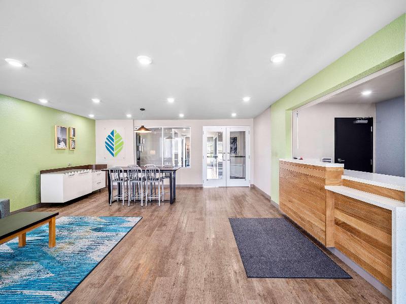 Woodspring Suites Fort Myers Cape Coral image