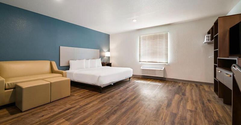 Woodspring Suites Fort Myers Cape Coral image