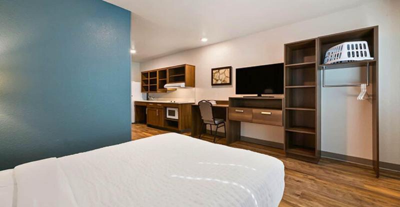 Woodspring Suites Fort Myers Cape Coral image