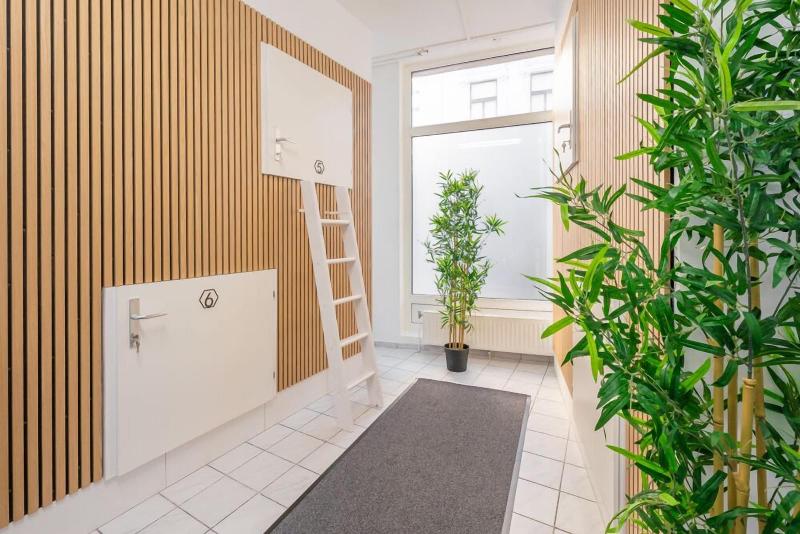 Robin Wood Apartment image