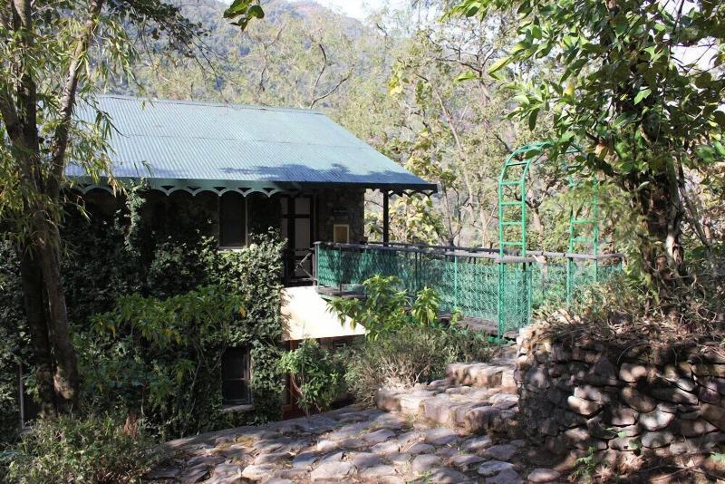 Neemranaa ™s Glasshouse On The Ganges image