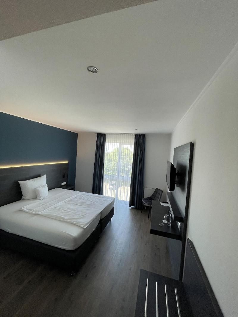 Airea Hotel image