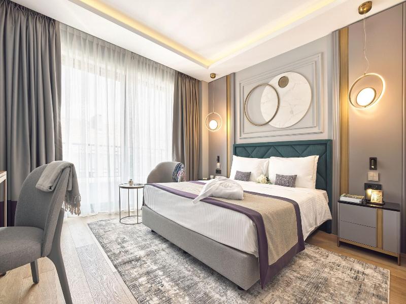La Fleur Boutique Hotel image