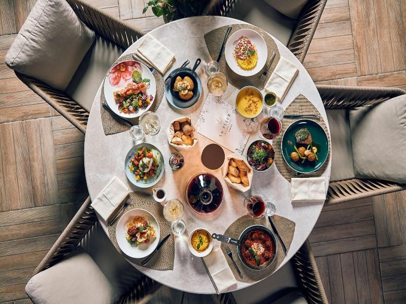 La Fleur Boutique Hotel image