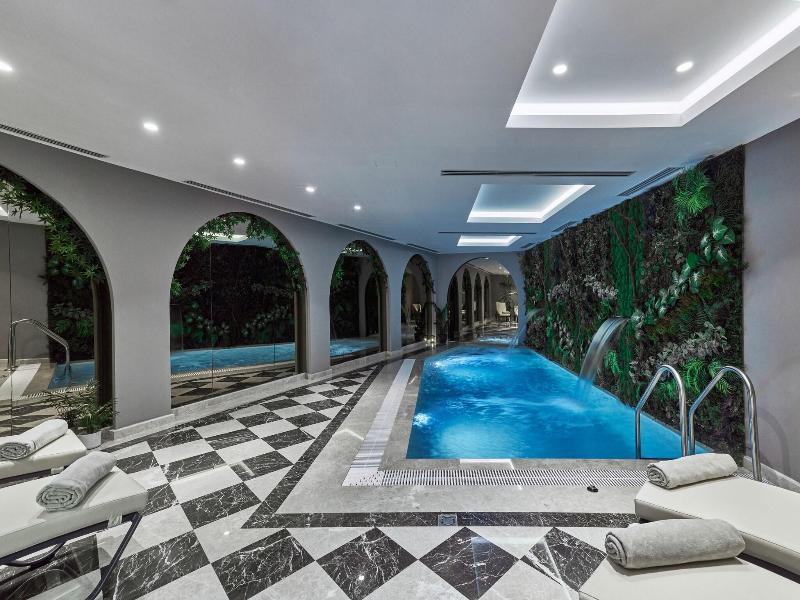 La Fleur Boutique Hotel image
