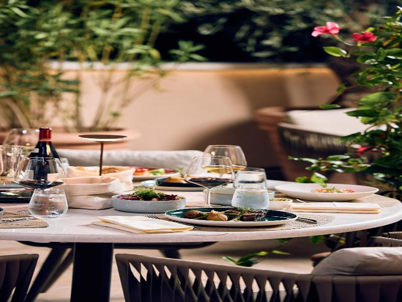 La Fleur Boutique Hotel image