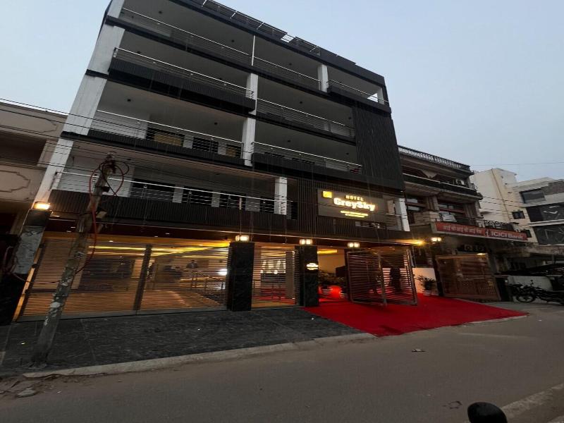 Hotel Grey Sky image