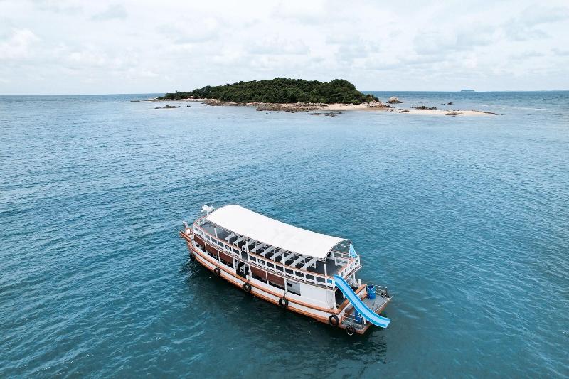 Longlay Resort Rayong image