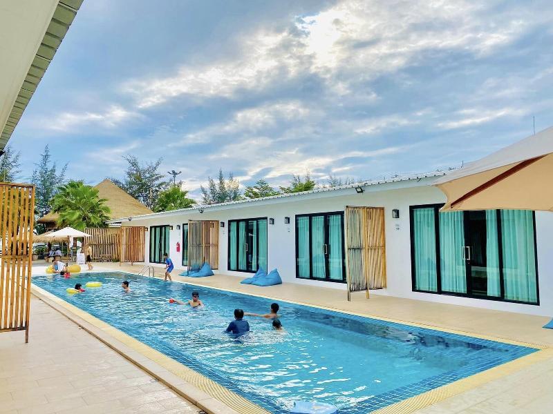 Longlay Resort Rayong image
